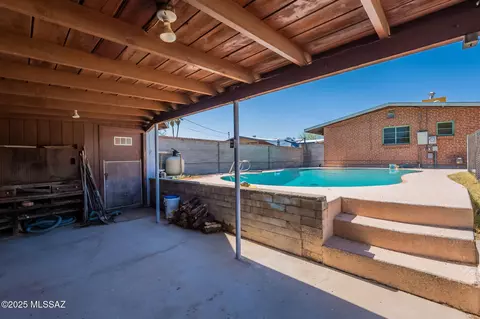 Exterior - 5743 E 3rd St, Tucson, AZ 85711 photo 7 of 11