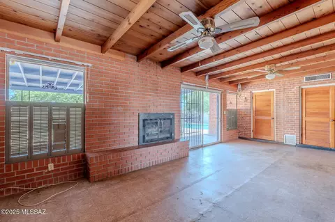 Living - 5743 E 3rd St, Tucson, AZ 85711 photo 1 of 4