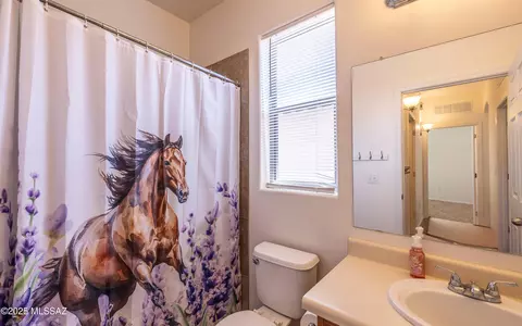 Bath - 7614 E Fair Meadows Loop, Tucson, AZ 85756 photo 4 of 4