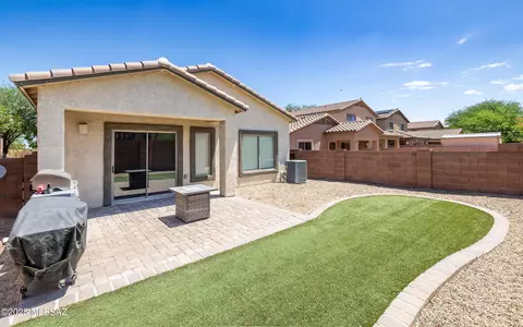 Exterior - 7614 E Fair Meadows Loop, Tucson, AZ 85756 photo 6 of 6