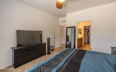 Bedroom - 7614 E Fair Meadows Loop, Tucson, AZ 85756 photo 3 of 5