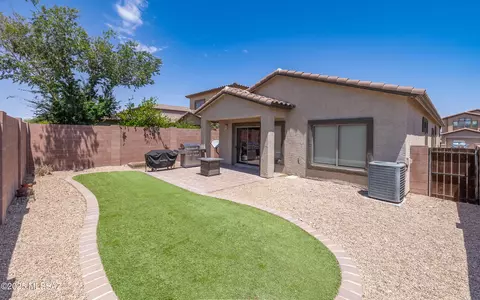 Exterior - 7614 E Fair Meadows Loop, Tucson, AZ 85756 photo 5 of 6