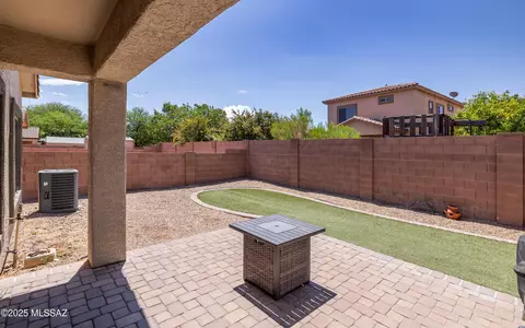 Exterior - 7614 E Fair Meadows Loop, Tucson, AZ 85756 photo 3 of 6