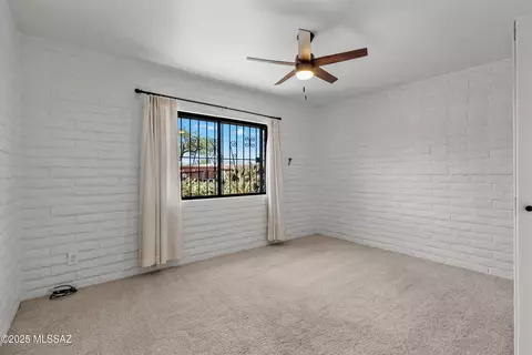 105 E Cholla Shadows Dr, Tucson, AZ 85704 photo 14