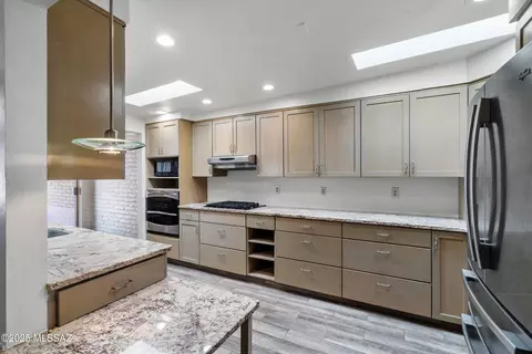 105 E Cholla Shadows Dr, Tucson, AZ 85704 photo 9