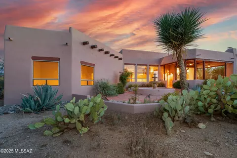 11660 E Darcy Pl, Tucson, AZ 85748