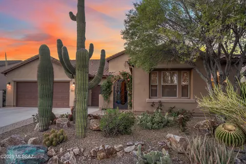 31796 S Misty Basin Rd, Oracle, AZ 85623