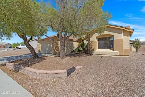 8328 N Pink Pearl Way, Tucson, AZ 85741