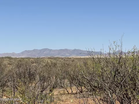 18 S 79 Acre S Los Gatos Trl, Pearce, AZ 85625