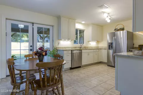 Kitchen - 5700 E 19th St, Tucson, AZ 85711 photo 1 of 6