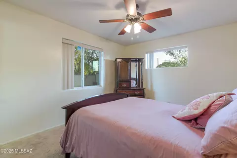 Bedroom - 5700 E 19th St, Tucson, AZ 85711 photo 4 of 7