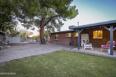 Exterior - 5700 E 19th St, Tucson, AZ 85711 photo 2 of 11
