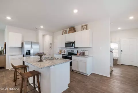 3907 E Market St, Tucson, AZ 85706