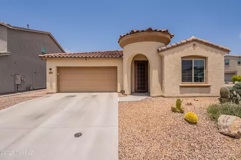 10065 E Clark Springs Trl, Tucson, AZ 85747