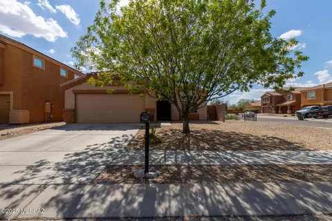 7004 S Copper Bloom Ave, Tucson, AZ 85756