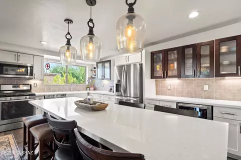 632 N Jeanette Ave, Tucson, AZ 85748