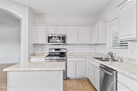 10991 S Arrowhead Spring Dr, Vail, AZ 85641 photo 11