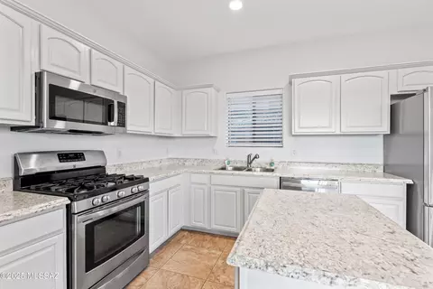 10991 S Arrowhead Spring Dr, Vail, AZ 85641 photo 10