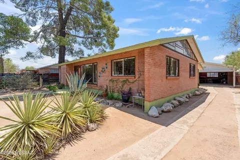 Exterior - 3342 E Seneca St, Tucson, AZ 85716 photo 2 of 11
