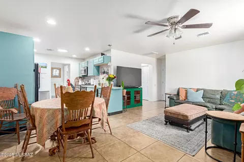 5642 E 23rd St, Tucson, AZ 85711 photo 3
