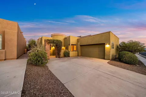 11526 N Moon Ranch Pl, Marana, AZ 85658