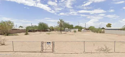 212 E 10th St, Eloy, AZ 85131