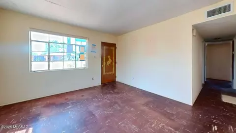 Living - 4631 E 14th St, Tucson, AZ 85711 photo 1 of 1