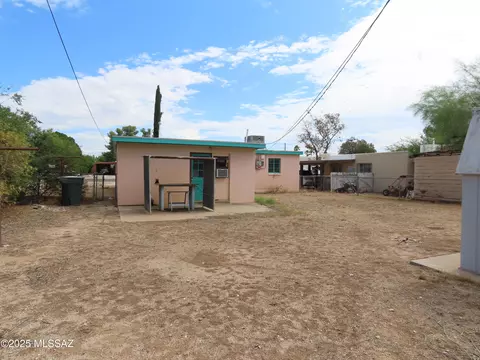 Exterior - 4631 E 14th St, Tucson, AZ 85711 photo 6 of 6