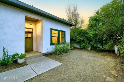 Exterior - 745 S 3rd Ave, Tucson, AZ 85701 photo 8 of 12