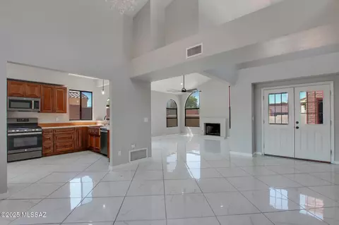 8664 N Bobby Jones Dr, Tucson, AZ 85742