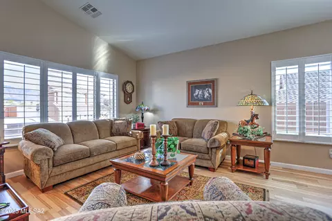 Living - 60850 Eagle Mountain Dr, Tucson, AZ 85739 photo 2 of 5