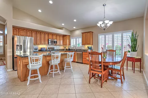 Kitchen - 60850 Eagle Mountain Dr, Tucson, AZ 85739 photo 4 of 4