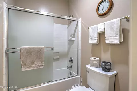 Bath - 60850 Eagle Mountain Dr, Tucson, AZ 85739 photo 4 of 5