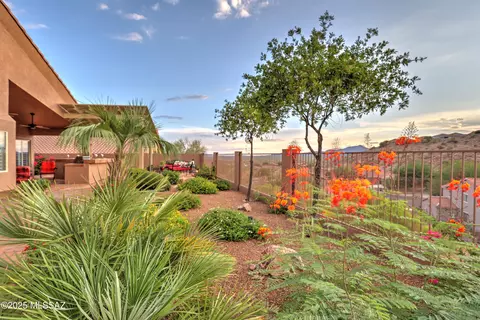 Exterior - 60850 Eagle Mountain Dr, Tucson, AZ 85739 photo 6 of 8