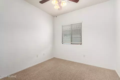 Bedroom - 20927 E Frontier Rd, Red Rock, AZ 85145 photo 9 of 11
