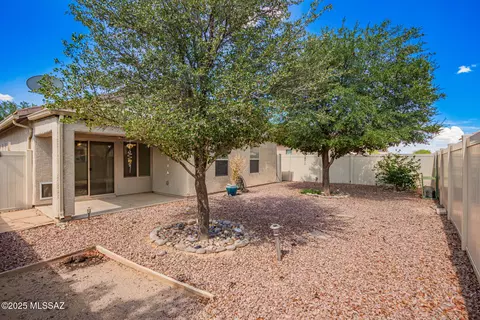 Exterior - 20927 E Frontier Rd, Red Rock, AZ 85145 photo 3 of 4