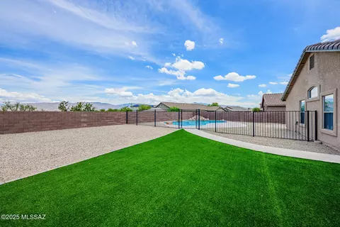 Exterior - 12985 E Buchman Canyon Dr, Vail, AZ 85641 photo 3 of 4