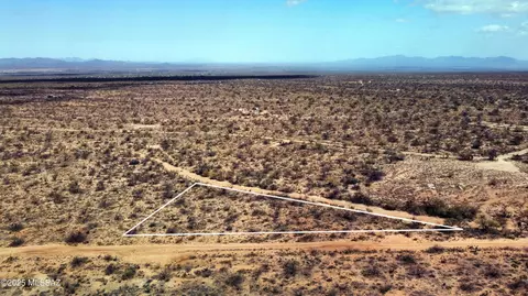 13810 W Diamond Bell Ranch Rd W, Tucson, AZ 85736