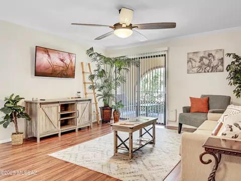 6341 N Barcelona Ct UNIT 807, Tucson, AZ 85704