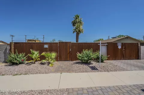 331 E 35th St, Tucson, AZ 85713