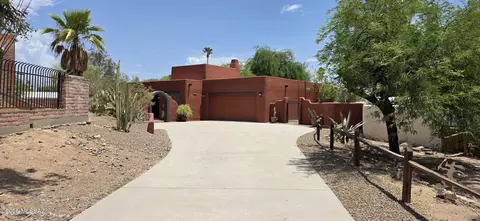 4033 W Isis Dr, Tucson, AZ 85741