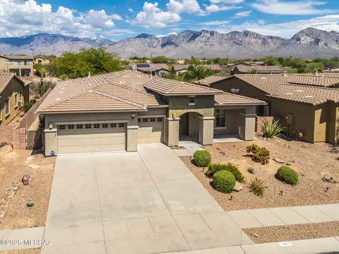 11882 N Mesquite Hollow Dr, Oro Valley, AZ 85737