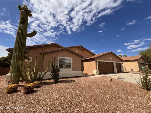 11546 W Stone Mound Dr, Marana, AZ 85653