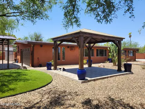 2241 N Colter Dr, Tucson, AZ 85715