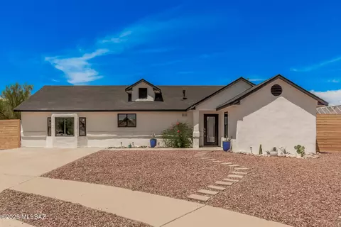 4924 W Manatee Dr, Tucson, AZ 85742