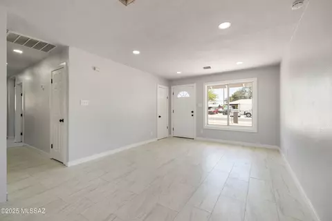 Living - 5609 E Juarez St, Tucson, AZ 85711 photo 2 of 2
