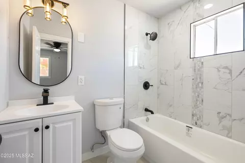 Bath - 5609 E Juarez St, Tucson, AZ 85711 photo 2 of 2