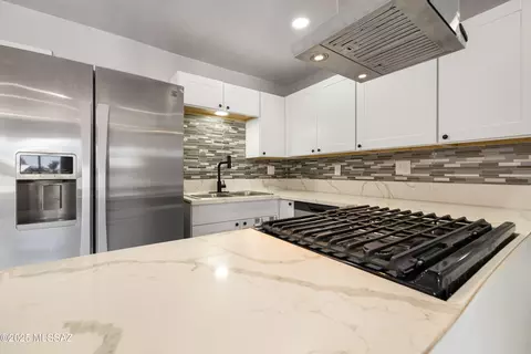 Kitchen - 5609 E Juarez St, Tucson, AZ 85711 photo 2 of 3