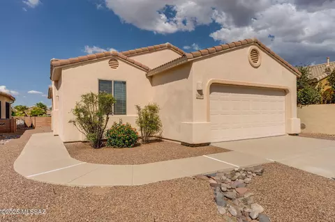 2221 S Via Anzavita, Green Valley, AZ 85614