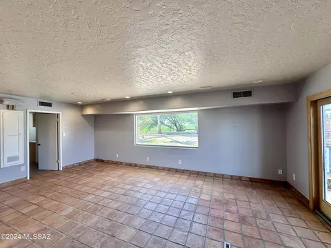Living - 102 E 2nd St, Safford, AZ 85546 photo 3 of 5